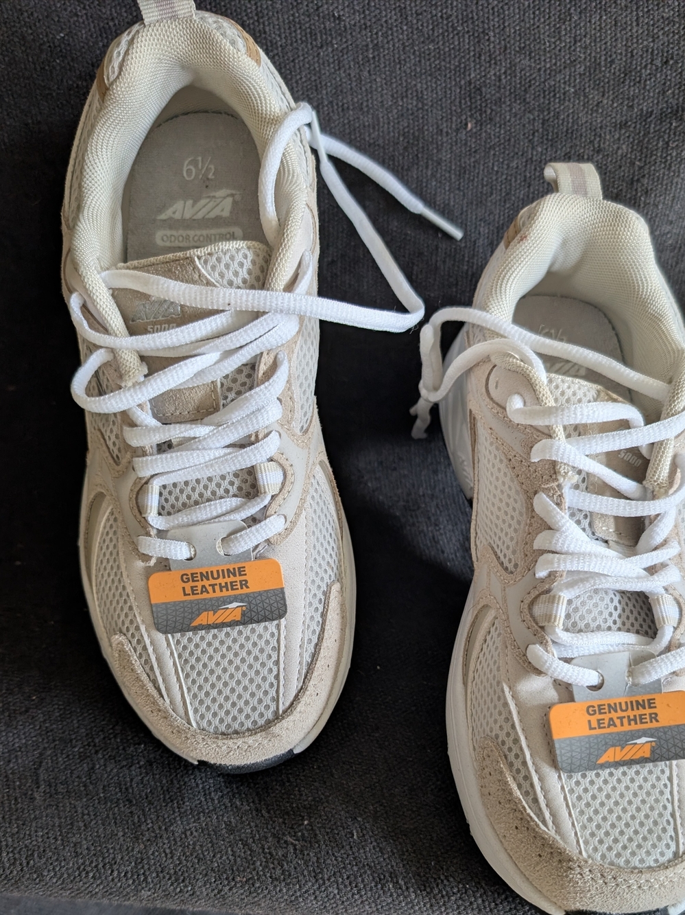 AVIA Sneakers